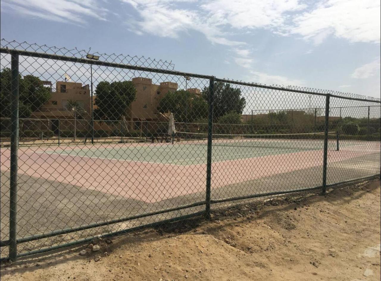 A Sea View Spacious Cheering 5 Bedroom Villa Ain Sokhna "Ain Bay" فيلا كاملة للإيجار قرية العين باي Ain Sukhna Luaran gambar