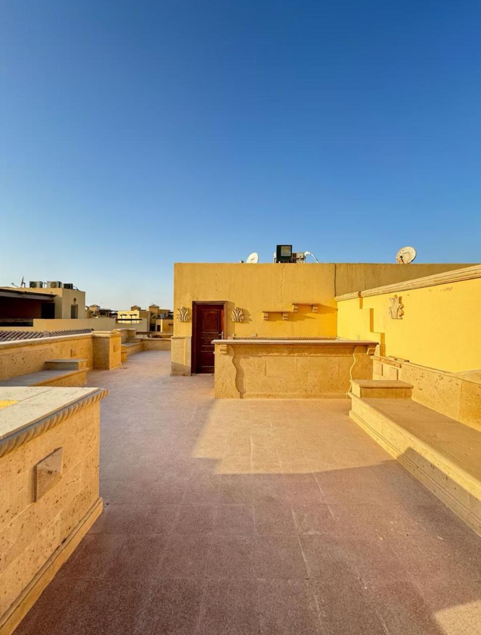 A Sea View Spacious Cheering 5 Bedroom Villa Ain Sokhna "Ain Bay" فيلا كاملة للإيجار قرية العين باي Ain Sukhna Luaran gambar