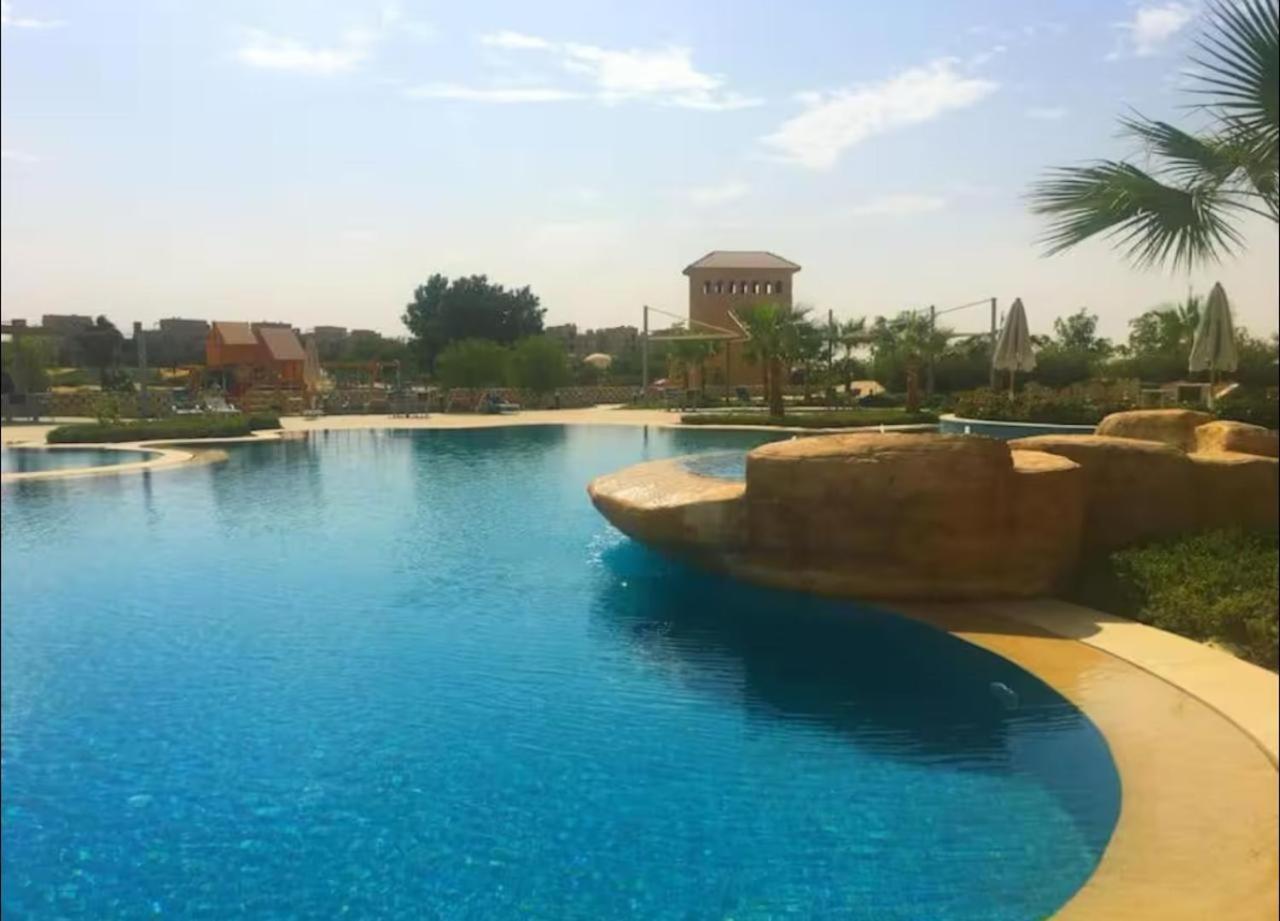 A Sea View Spacious Cheering 5 Bedroom Villa Ain Sokhna "Ain Bay" فيلا كاملة للإيجار قرية العين باي Ain Sukhna Luaran gambar